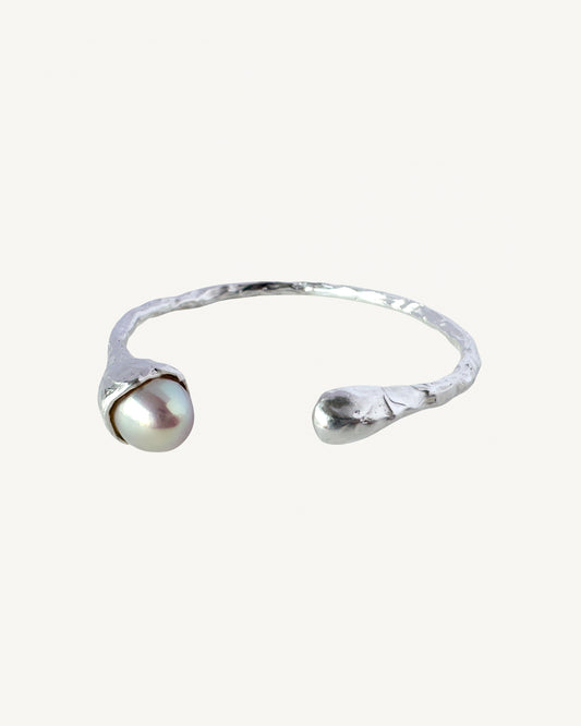 YPS · The Pearl Lamp Bangle
