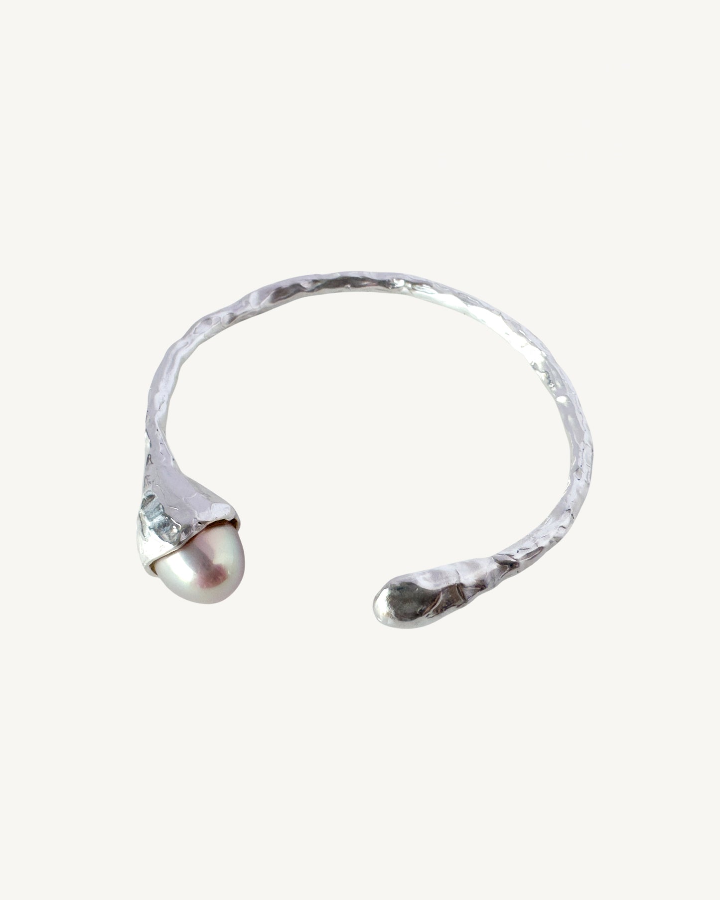 YPS · The Pearl Lamp Bangle